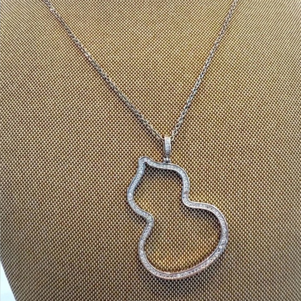 Dazzling/Large Silver Gourd shape Hulu pendant necklace